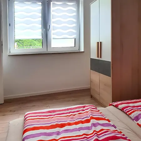 Geraeumige Moderne 3 Raumwohnung Dohna Exterior foto