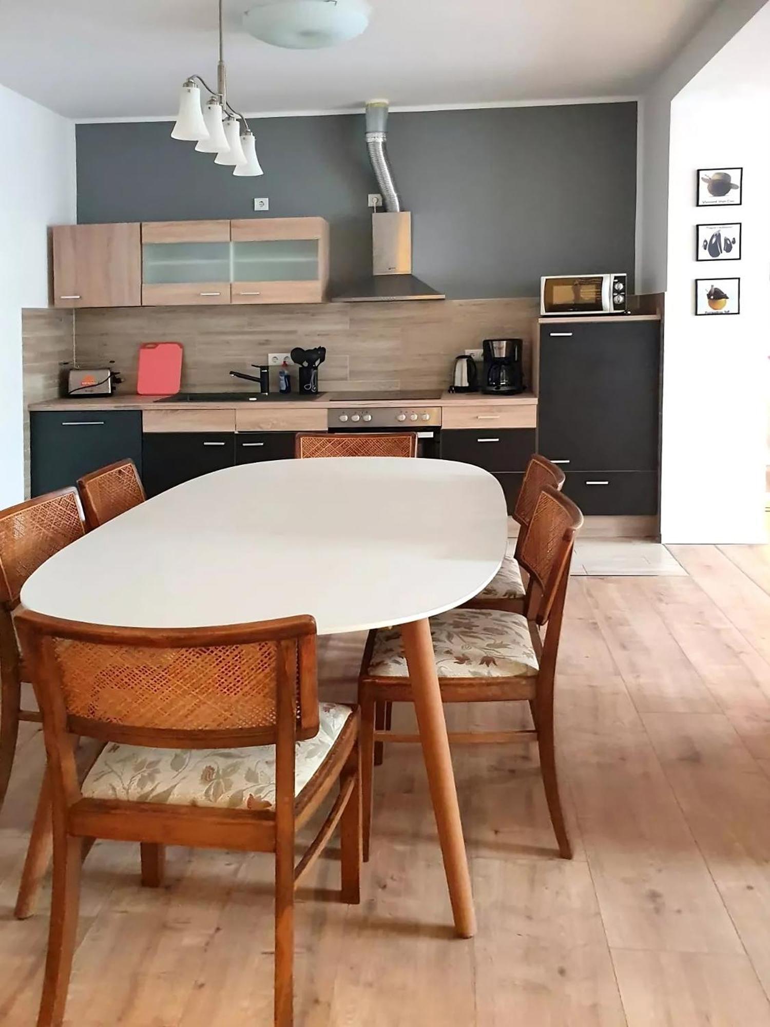 Apartment Geraeumige Moderne 3 Raumwohnung Dohna